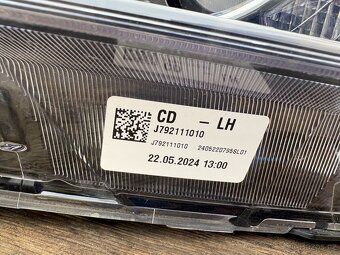 KIA CEED 2021- Levý přední světlomet - 2