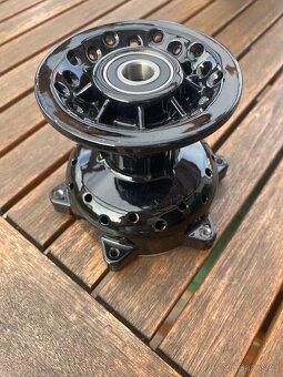 Aprilia tuareg 125,střed kola po go - 2