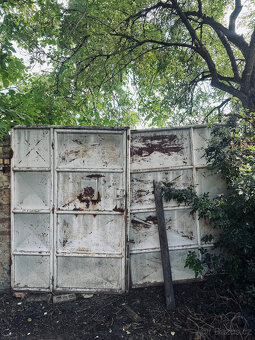 DVOUKŘÍDLÁ VRATA - 2