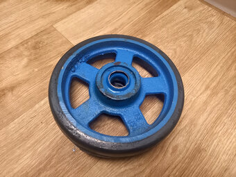 OCELOVÉ KOLEČKO 180mm se dvěma ložisky, guma - 2