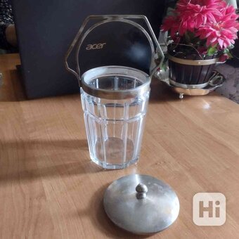 skleněná doza na led - 2