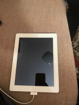 Tablet Apple iPad 3. generace - 2