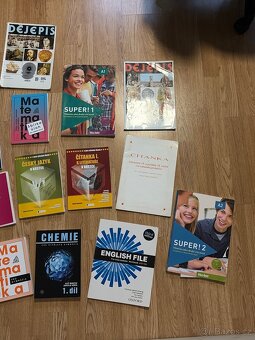 Učebnice pro středni školu - 2