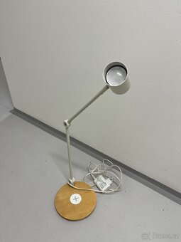 Pracovní lampa s bezdr. dobíjením - 2