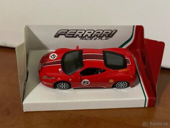 Ferrari 458 challenge red Burago 1/43 - 2