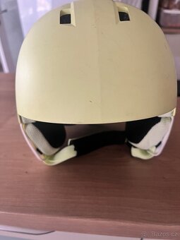 Lyžařská helma - 2