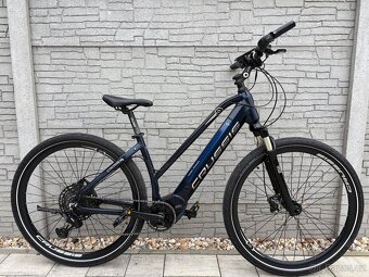 CRUSSIS ONE-Cross lady 9.7 - 2