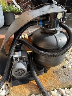 Bazén a čerpadlo - 2