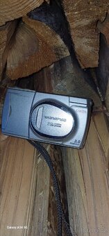 Olympus C 300 zoom - 2