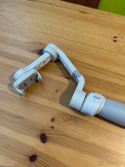 Zhiyun Smooth Q4 - 2
