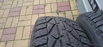215/65r16 - 2