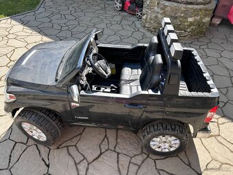 Dětské elektrické auto - 2