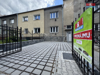Pronájem parkovacího stání, 26m², Plzeň, ul. Jablonského - 2