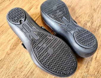 Crocs boty, dvoje - 2