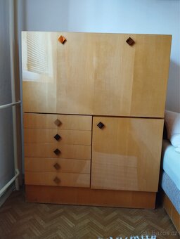 Šatní skříň - velká + komoda / sekretář - 2