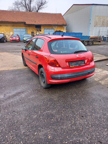 Peugeot 207 - 2