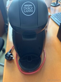 Kávovar na kapsle Nescafe Dolce Gusto - 2