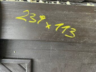 Vchodové venkovní dveře, masiv, včetně zárubně, komplet - 2