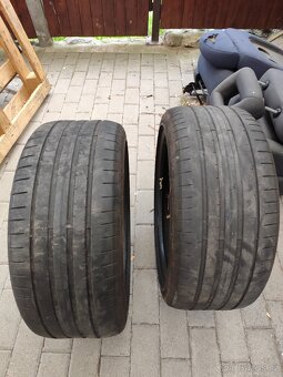 Pneu Dunlop 225/40 R18 - 2