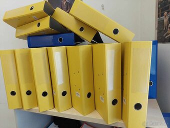 24x Šanon Q-CONNECT Master A4 75 mm modrý a žlutý - 2