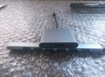 USB-C to USB hub + USB-c to HDMI, USB, USB-C - 2