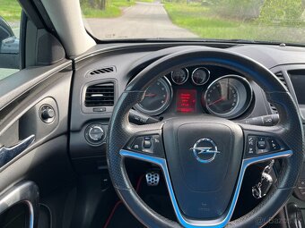 Opel Insignia 2.8T 4x4 LPG R.V.2010 - 2