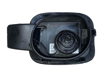 Víko nádrže šedá metalíza LZ7L Audi Q5 8R r.v. 2010 - 2