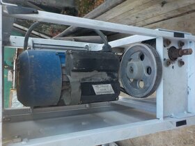 Ventilátory,míchačka barev,kramle,trafa a vysoušeč - 2