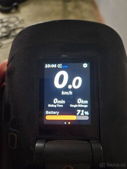 Inmotion V12 EUC electric unicycle - 2