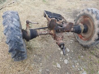 Manžetová náprava + nové pneu - 2