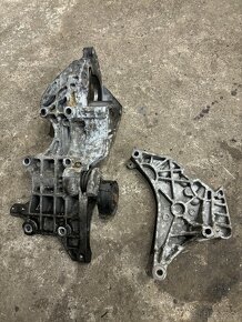Hliníkové uchyty motoru Škoda Octavie 2 po fl 1.6 TDI 77 kW - 2