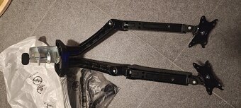 Držák monitorů - 2