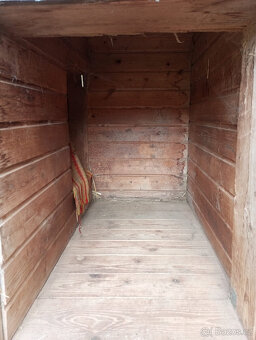 Zateplená psí bouda s předsíňkou - 2