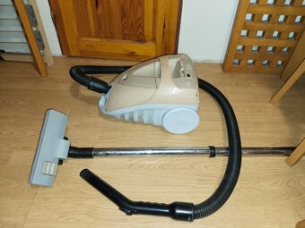 Vysavač ETA - 2