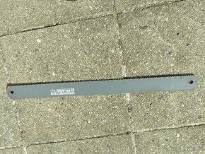 Pilové listy do strojní pily, nové - 2