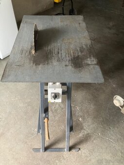 Pila kotoučová se stolem - 2