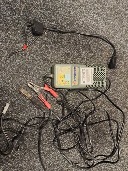 inteligentní nabíječka OptiMate III SP - 2