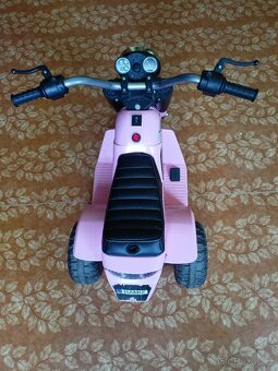 Dětská elektrická motorka tříkolka - 2