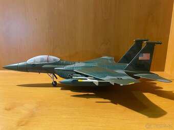 F-15 Eagle - velký stolní zapalovač - 2