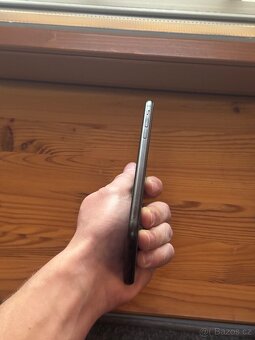 iPhone Xr 64gb 90% baterie - 2