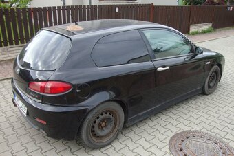 Alfa Romeo 147 1.6i TS 77kw 2005/klima - 2