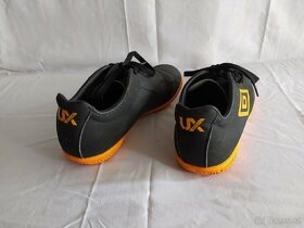 Sálové kopačky Umbro 37,5 - 2