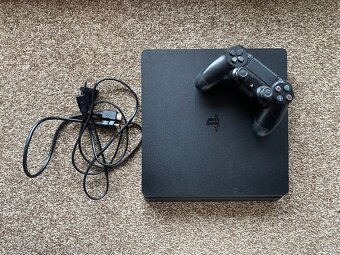 PlayStation 4 Slim 500 GB - Top stav - 2