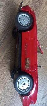 Auto model .Mercedes benz - 2