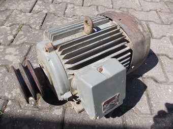 Elektromotor 4kW, cirkulárka - 2