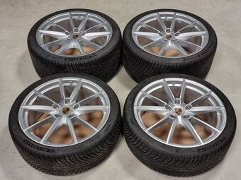 originál zimní alu PORSCHE 911 992 Carrera S R20 a R21 5x130 - 2