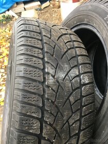 Zimní pneu 225/55 r17 - 2