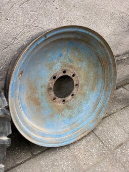 Prodám pěkný disk na zadní kolo 25K-800,- - 2