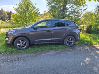 Hyundai Tucson - 2