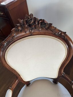 Starožitná rokoková křesla -renovovaná - 2